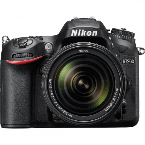 Nikon D7200 lente 18-140mm