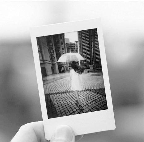 Filme instax Monochrome P&B